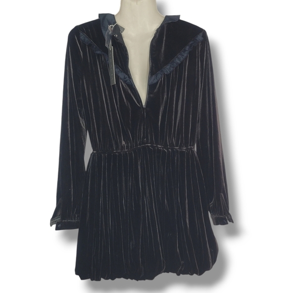 ✨️NWT✨️ GRACIA - Small Dressy Black Velvet Tunic - Picture 4 of 8